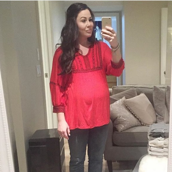 A Pea in the Pod maternity tunic - Picture 5 of 5